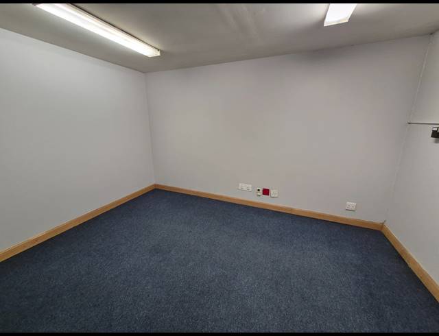499.99M² OFFICE TO LET IN RIVONIA